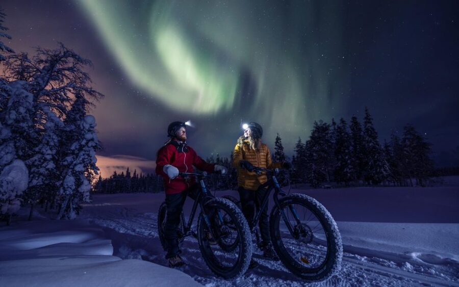 Ruka: Guided fatbike safari - The fire stop with sausages