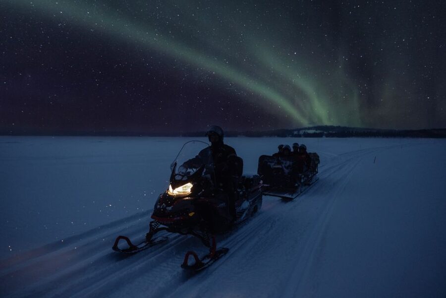 Ruka: Starlight sledging to search for Northern Lights - Who should book this Ruka safari?