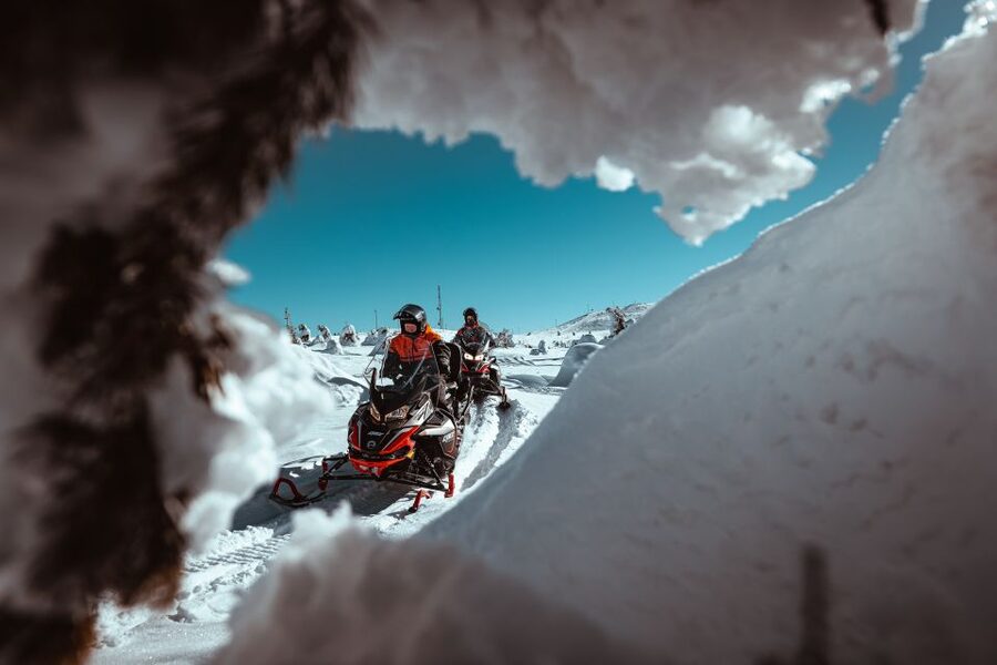 Saariselkä: Full Day Adventure with Snowmobiles - Getting ready at the start