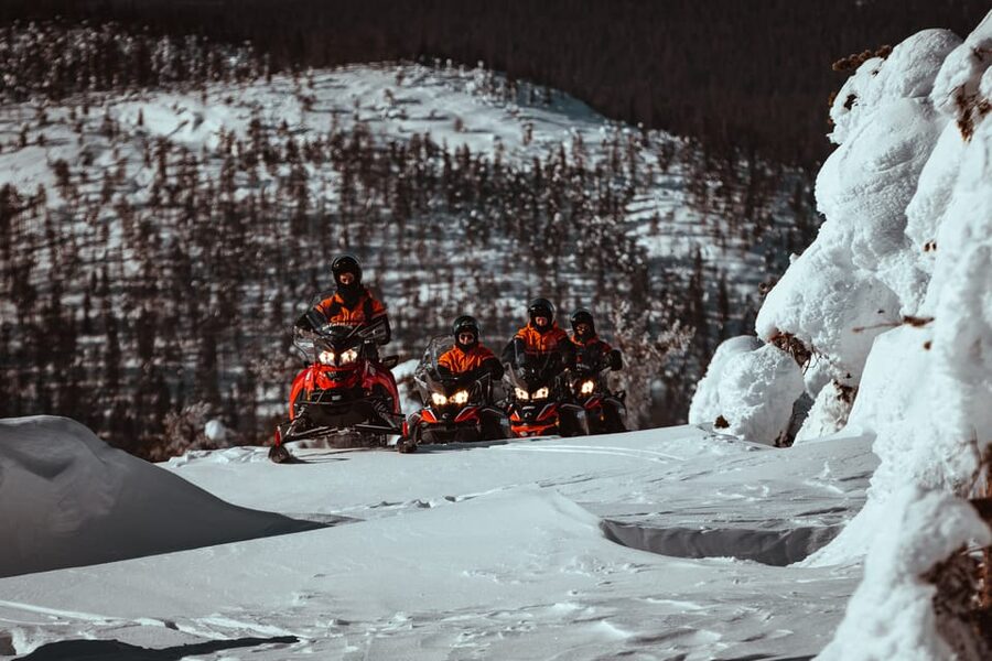 Saariselkä: Snowmobile Ride with Hot Drinks - What the two-hour timing really gives you