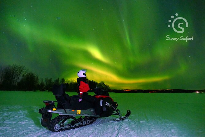 Searching Aurora with Snowmobile - Getting ready at Sunny Safari