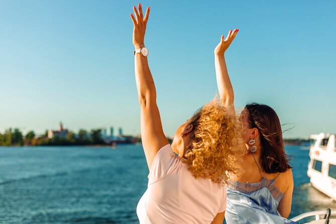 Sightseeing Cruise in Archipelago of Helsinki - From Market Hall to the city’s public park
