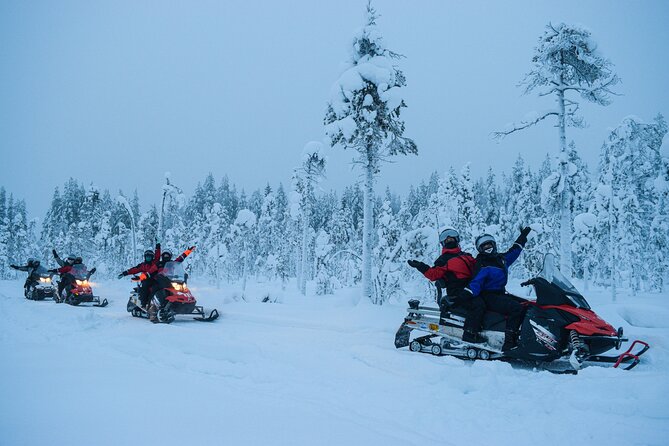Small-Group Snowmobile Experience in Rovaniemi - Getting dressed for Arctic conditions