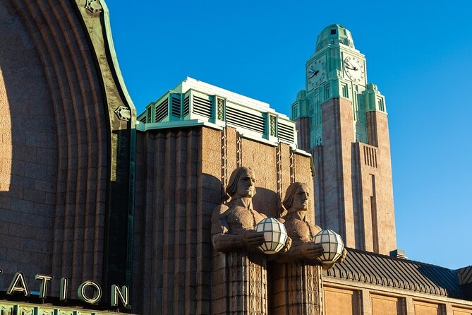 The 1st Helsinki Free Tour - Since 2016 - The President’s Palace and Finland’s independence