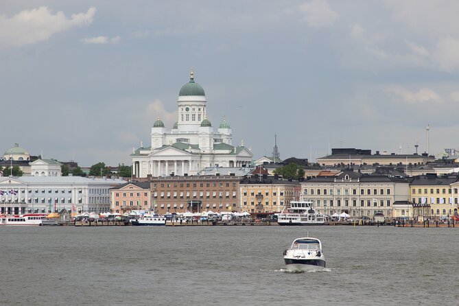 The 1st Helsinki Free Tour - Since 2016 - Esplanadi Park and Helsinki’s Swedish side