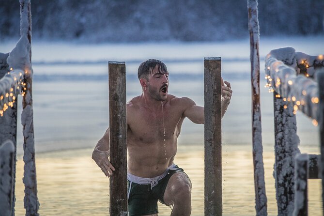 Traditional Lappish evening in the wilderness with dinner - Learning the Finnish sauna routine