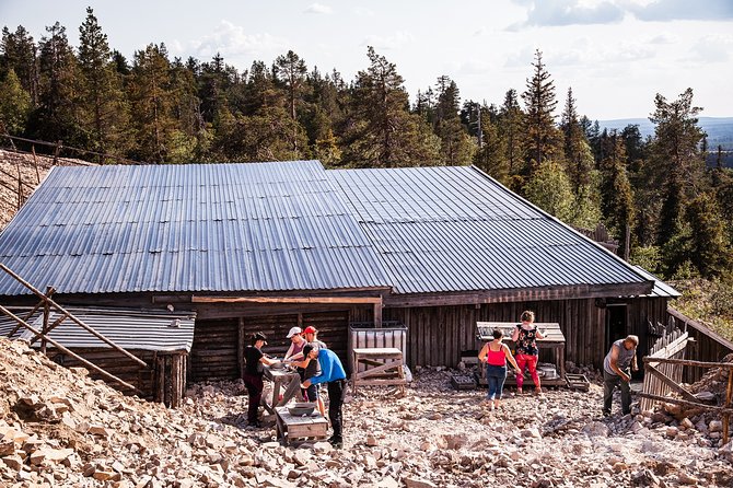 Trip to Pyhä-Luosto National Park and Amethyst Mine - Booking details that matter