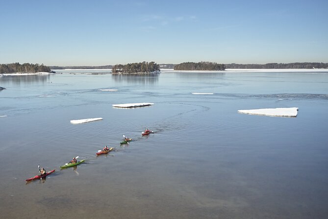 Winter kayaking in Eastern Helsinki archipelago - Conditions, cancellations, and practical limits