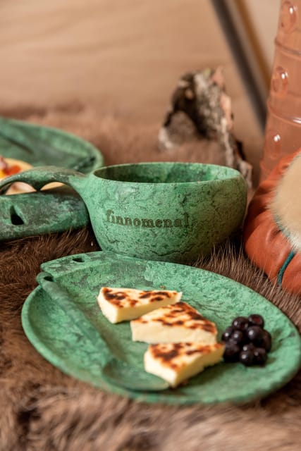 Ylläs: Fireside tasting in a traditional lavvo - Squeaky cheese, cloudberries, and caramel