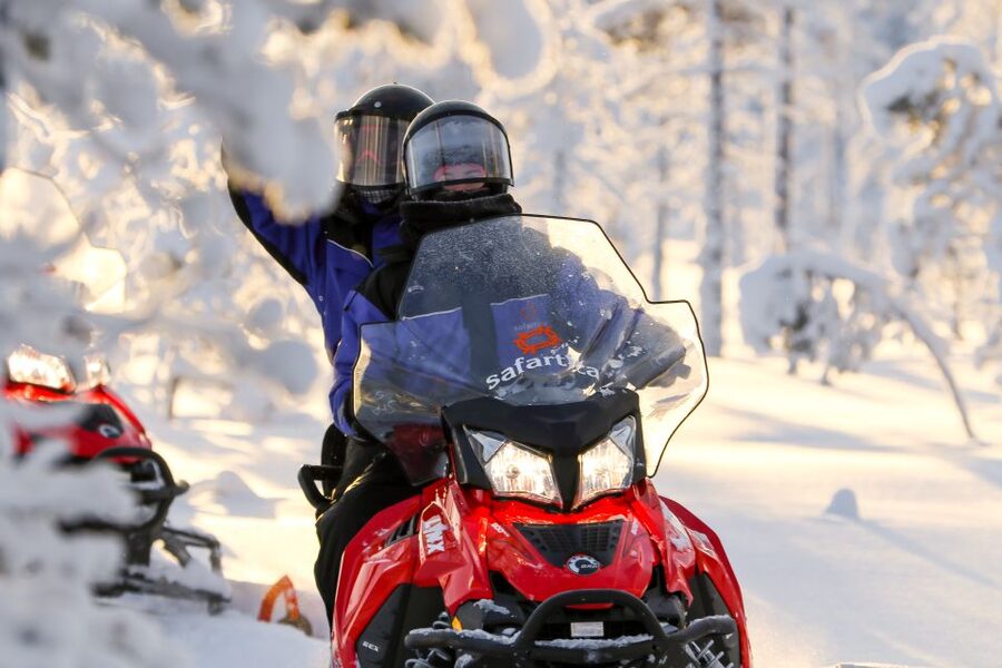 Ylläs: Snowmobiling ABC - Starting with the snowmobile basics